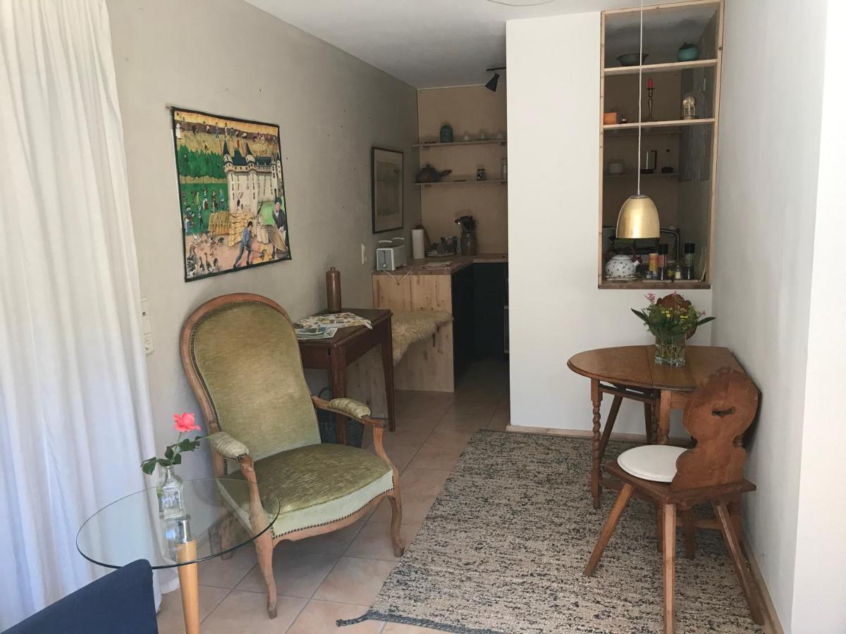 Gartenwohnung 贡德尔芬根 外观 照片